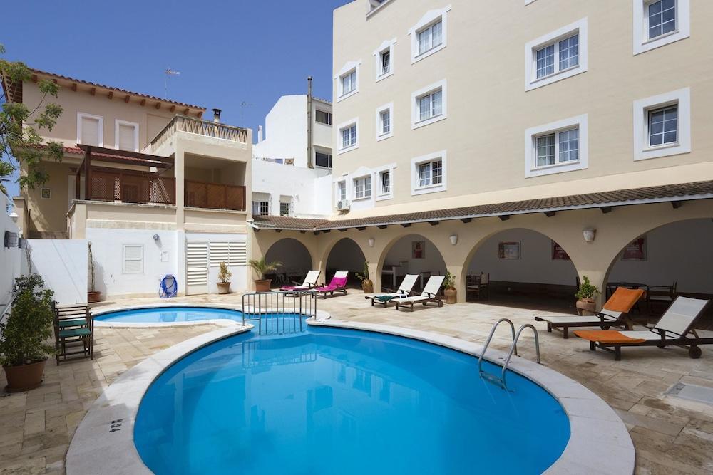 Hotel Patricia Menorca Ciutadella  Exterior photo